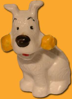 Milou assis Milou assis